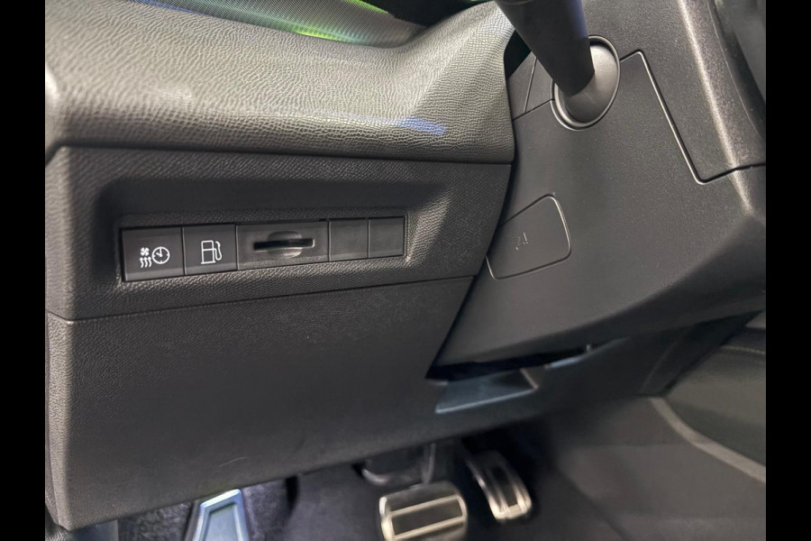 Peugeot 308 1.6 Plug-in Hybrid 180 GT Panoramadak Adaptive Cruise Control Full LED PDC VA+ Camera 18" LM Velgen Ambiente verlichting