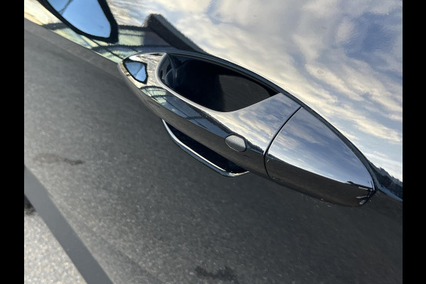 Hyundai Kona 1.6 GDI HEV Comfort Smart VAN €30.900,- NU VOOR SLECHTS €26.877,- Uw LENTEVOORDEEL €4.023,-| ELEK. ACHTERKLEP| STOEL + STUURVERWARMING| FABRIEKSGARANTIE HYUNDAI T/M 01-2029| DODE HOEK SENSOR| 360 CAMERA| ADAPTIVE CRUISE CONTROL|