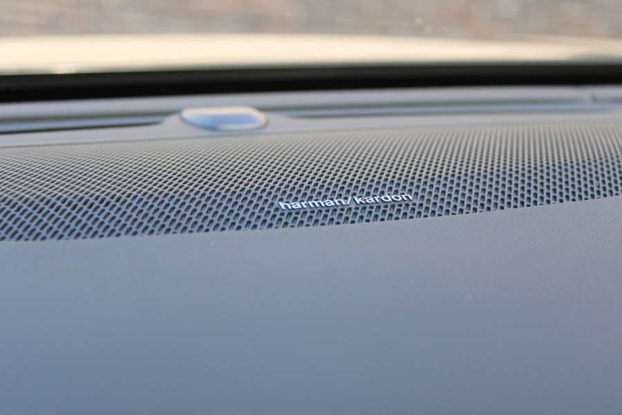 Volvo S90 2.0 T8 AWD Plus Dark | Schuifdak | Luchtvering | Long Range | Leder