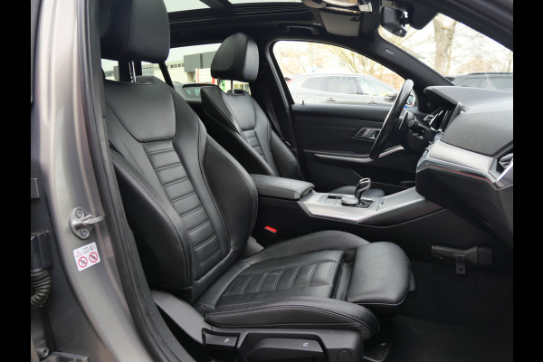 BMW 3 Serie Touring 330i HIGH EXECUTIVE | M-SPORT | PANO | H/K | LASER | TREKHAAK | 1e EIGENAAR!!