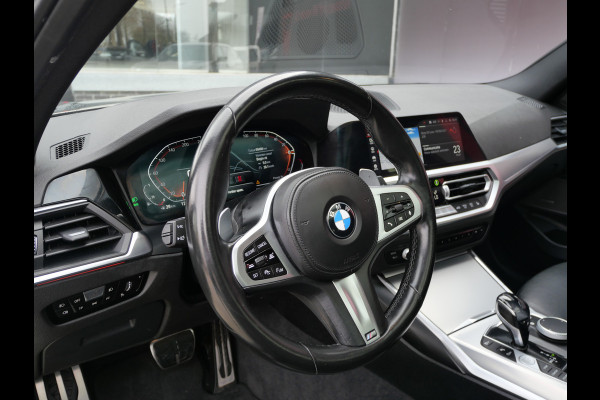 BMW 3 Serie Touring 330i HIGH EXECUTIVE | M-SPORT | PANO | H/K | LASER | TREKHAAK | 1e EIGENAAR!!