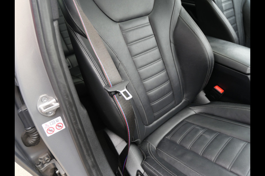 BMW 3 Serie Touring 330i HIGH EXECUTIVE | M-SPORT | PANO | H/K | LASER | TREKHAAK | 1e EIGENAAR!!