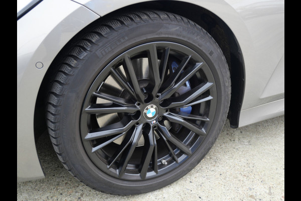 BMW 3 Serie Touring 330i HIGH EXECUTIVE | M-SPORT | PANO | H/K | LASER | TREKHAAK | 1e EIGENAAR!!