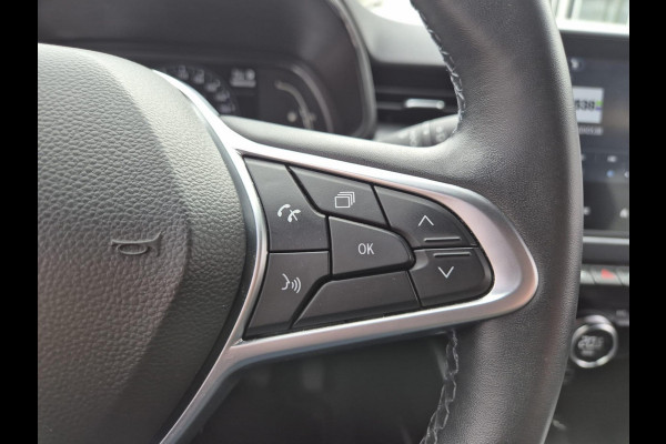 Renault Clio 1.0 TCe Intens | Achteruitrijcamera | PDC voor/achter | Led koplampen | 17'' velgen |