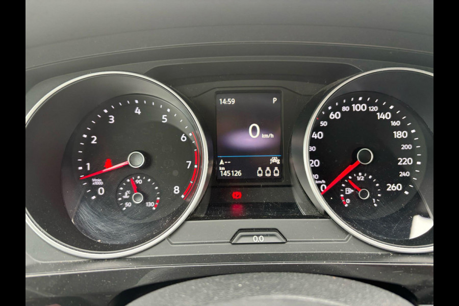 Volkswagen Tiguan 1.5 TSI ACT Highline | 150pk | Trekhaak | Stoelverwarming | Parkeersensoren Voor & Achter | Trekgewicht 1.800kg (geremd)