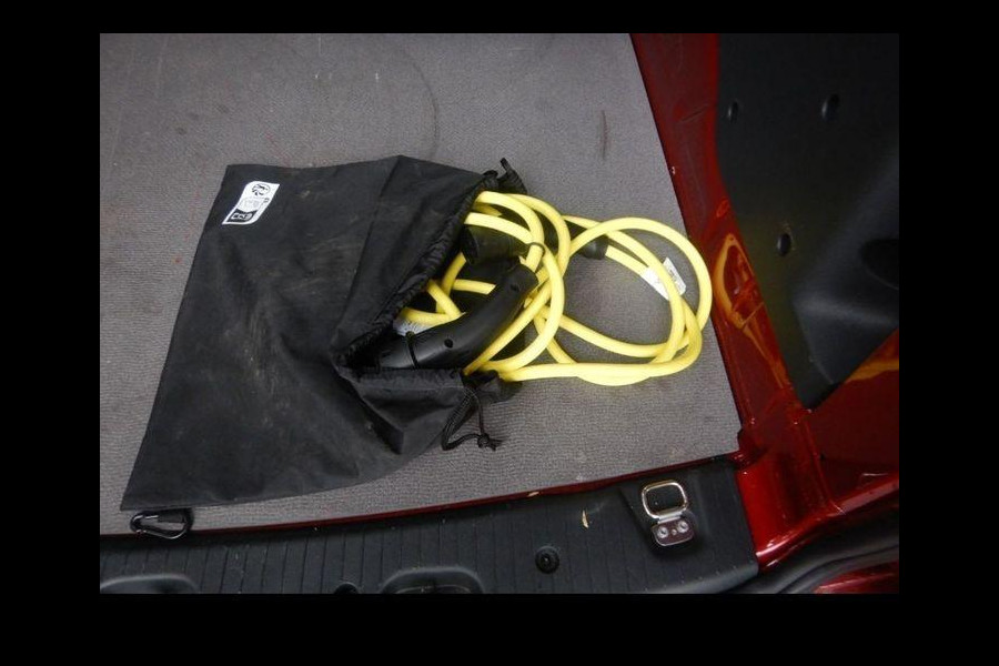 Ford Transit Connect 1.5 EcoBoost PHEV L2 Limited 150pk | Navigatie | Adaptieve Cruise | Winterpack | BLIS