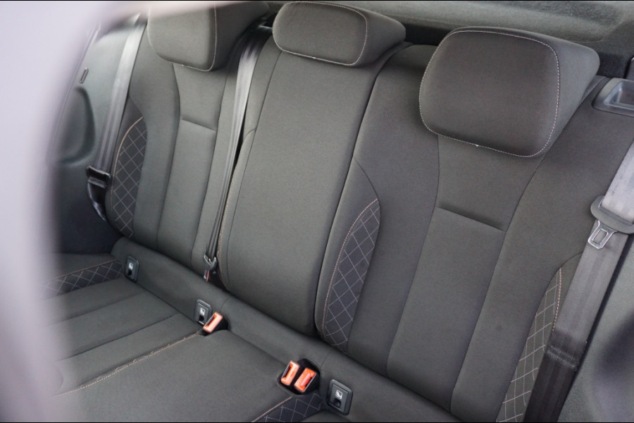 Škoda Kamiq 110 PK Ambition AUTOMAAT | AIRCO | PDC | NAVI BY APP