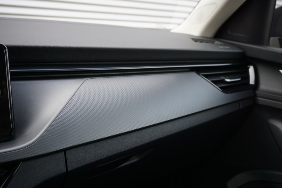 Škoda Kamiq 110 PK Ambition AUTOMAAT | AIRCO | PDC | NAVI BY APP