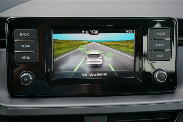 Škoda Kamiq 110 PK Ambition AUTOMAAT | AIRCO | PDC | NAVI BY APP