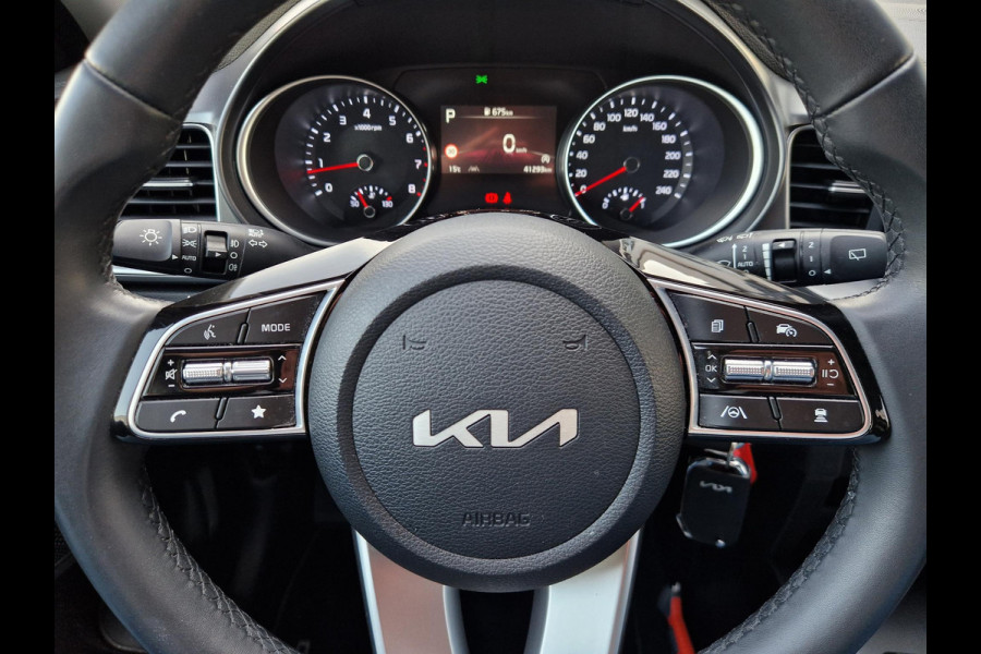 Kia Ceed Sportswagon 1.5 T-GDi DynamicLine | Camera | Clima | LED | Licht- en Regensensor |
