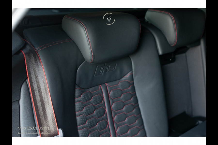 Audi Q8 4.0 TFSI RS Q8 Quattro 23'' Vossen|Ceramic|Carbon|Aeropakket|B&O 3D|RS Dynamic|4-wielsturing|ACC|HUD|Keyless|Trekhaak|Softclose