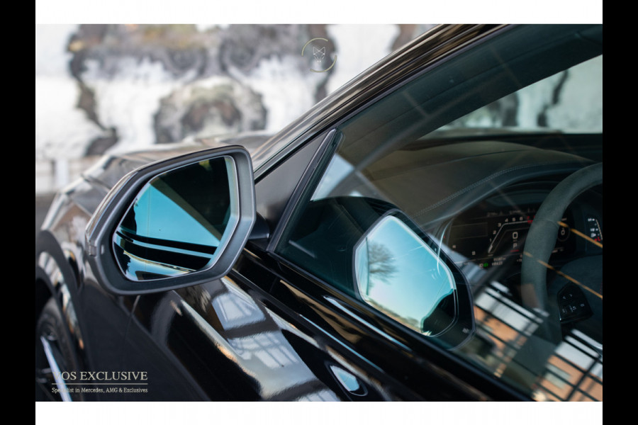 Audi Q8 4.0 TFSI RS Q8 Quattro 23'' Vossen|Ceramic|Carbon|Aeropakket|B&O 3D|RS Dynamic|4-wielsturing|ACC|HUD|Keyless|Trekhaak|Softclose