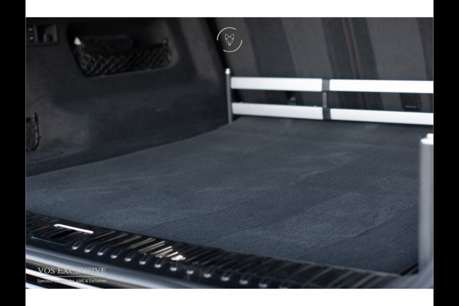 Audi Q8 4.0 TFSI RS Q8 Quattro 23'' Vossen|Ceramic|Carbon|Aeropakket|B&O 3D|RS Dynamic|4-wielsturing|ACC|HUD|Keyless|Trekhaak|Softclose