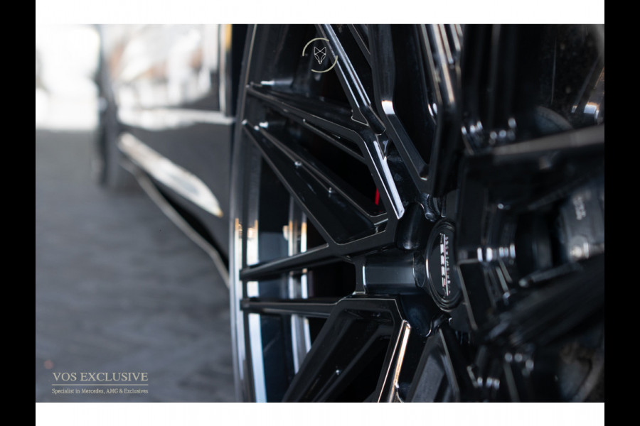 Audi RSQ8 4.0 TFSI Quattro 23'' Vossen|Ceramic|Carbon|Aeropakket|B&O 3D|RS Dynamic|4-wielsturing|ACC|HUD|Keyless|Trekhaak|Softclose