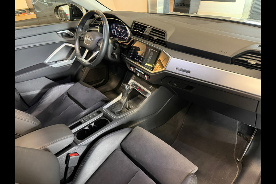 Audi Q3 Sportback 35 TFSI S line 150PK 2020 Garantie taujane Silver