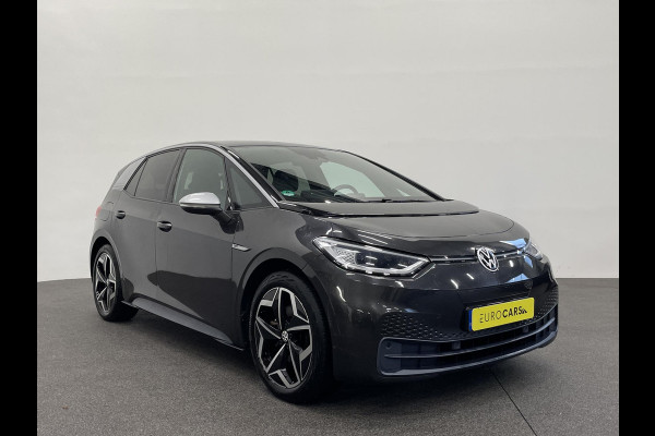 Volkswagen ID.3 First Plus 58 kWh Navigatie Apple Carplay/Android Auto Camera Parkeersensoren Adaptive Cruise Control Full LED Matrix Stoel- en stuurverwarming Lichtmetalen velgen Climate Control