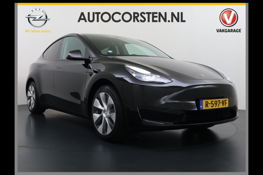 Tesla Model Y RWD SOH 95% Warmtepomp LFP-Accu Leder Lmv Camera's Panoramadak Adap.Cruise Navi Ecc Autopilot Stoel+Stuur+Achterbank Verwarming Elek.Achterklep Dodehoek detector Draadloze telefoonlader Origineel Nederlandse Auto Fabrieksgarantie op Motor en Accu tot 7-12-2030/160.000km