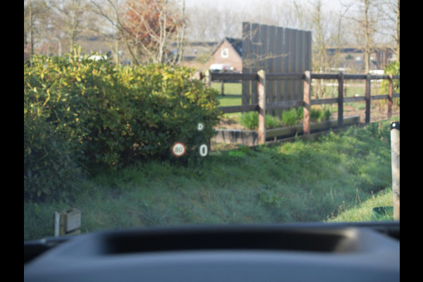 Jaguar I-PACE EV400 SE 90 kWh | Panoramadak | Camera | Head-Up Display | Meridian Audio | Stoelmemory |