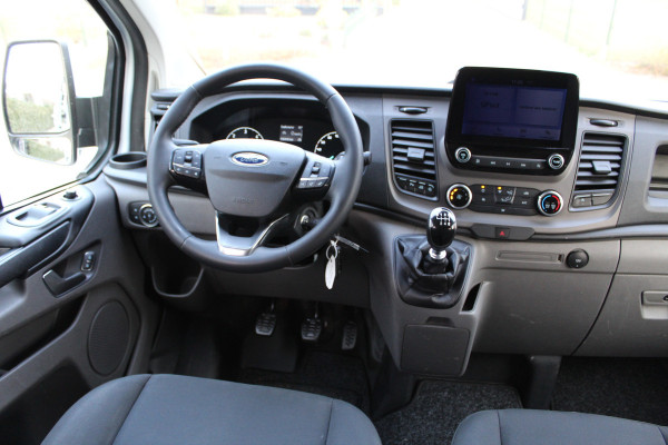 Ford Transit Custom 320 2.0 TDCI 130PK Euro6 L2H1 Trend DC Dubbele Cabine 6-persoons