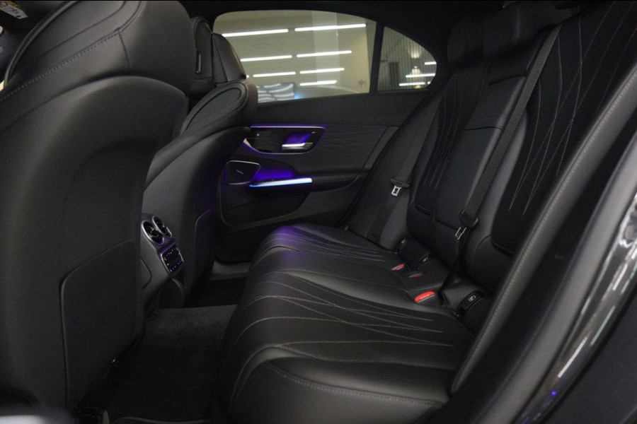 Mercedes-Benz C-Klasse 300 E AMG Line / PANO/HUD/CARPLAY/SFEERVERLICHTING/BOMVOL