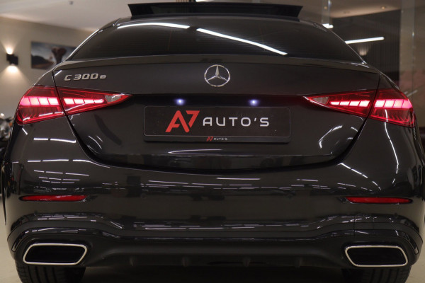 Mercedes-Benz C-Klasse 300 E AMG Line / PANO/HUD/CARPLAY/SFEERVERLICHTING/BOMVOL