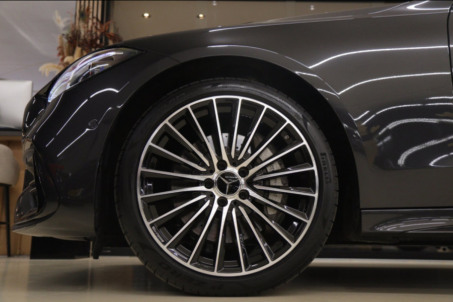 Mercedes-Benz C-Klasse 300 E AMG Line / PANO/HUD/CARPLAY/SFEERVERLICHTING/BOMVOL