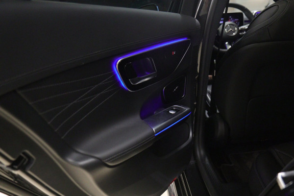 Mercedes-Benz C-Klasse 300 E AMG Line / PANO/HUD/CARPLAY/SFEERVERLICHTING/BOMVOL