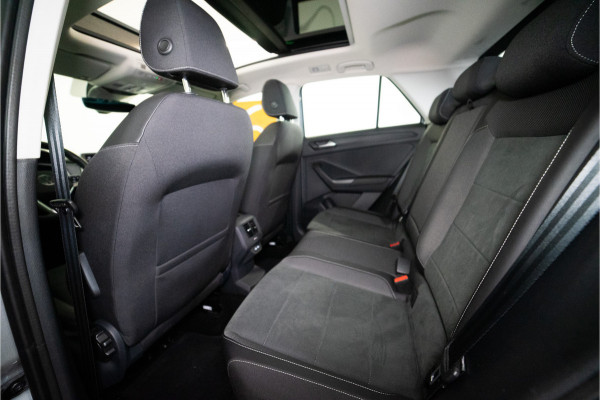 Volkswagen T-Roc 1.5 TSI Style 150PK Facelift | Pano | LED | Stoel&Stuur verw. | Carplay | Camera | 12 MND Garantie