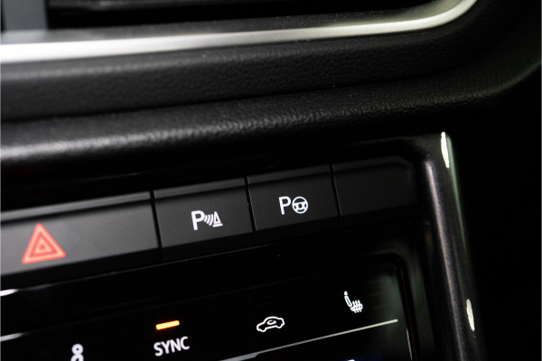 Volkswagen T-Roc 1.5 TSI Style 150PK Facelift | Pano | LED | Stoel&Stuur verw. | Carplay | Camera | 12 MND Garantie