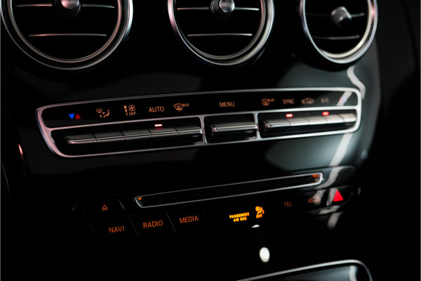 Mercedes-Benz C-Klasse 300 AMG 245PK | Pano | Sfeer | LED | Stoelverw. | Garantie