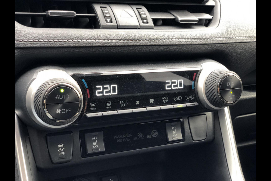 Toyota RAV4 2.5 Hybrid 222pk AWD Style | Trekhaak, Leer, Stoel + Stuurverwarming, Elektrische achterklep, CarPlay, 18 inch