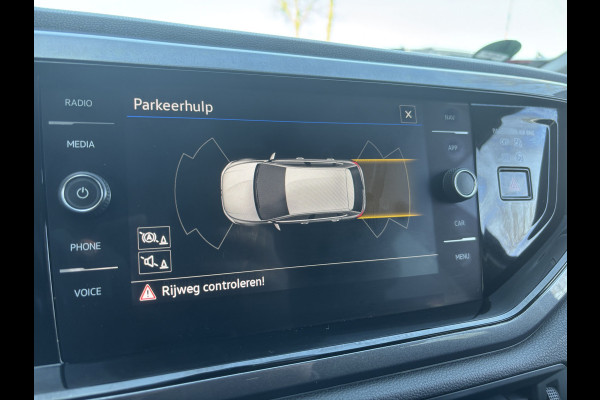 Volkswagen Polo 1.0 TSI R-Line Business | Led Lampen | Stoelverwarming | Adaptieve Cruise | Parkeersensoren