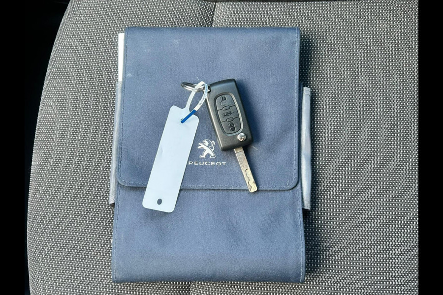 Peugeot Partner 120 1.6 BlueHDi 75 L1 Premium Pack | MARGE AUTO| Apple Carplay | Navi | Parkeersensoren | Cruise