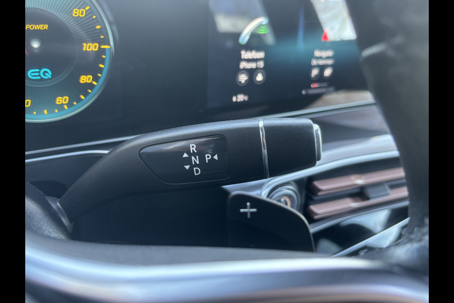 Mercedes-Benz EQC 400 4MATIC Premium 80 kWh | Schuifdak | Burmeister | Sfeerverlichting | AMG Styling
