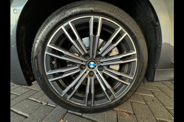 BMW 3 Serie Touring 330e M Sport Keyless|HuD|Memory|Trekhaak