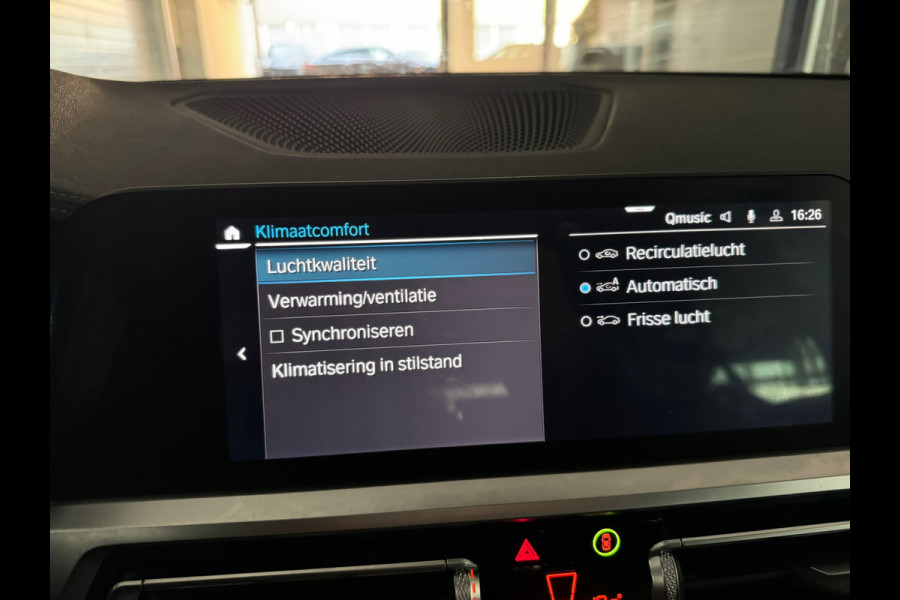 BMW 3 Serie Touring 330e M Sport Keyless|HuD|Memory|Trekhaak
