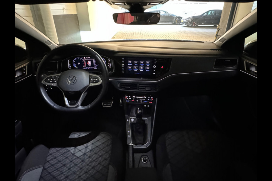 Volkswagen Taigo 1.5 TSI R-Line Business Pano|Keyl|Sfeer|VOL