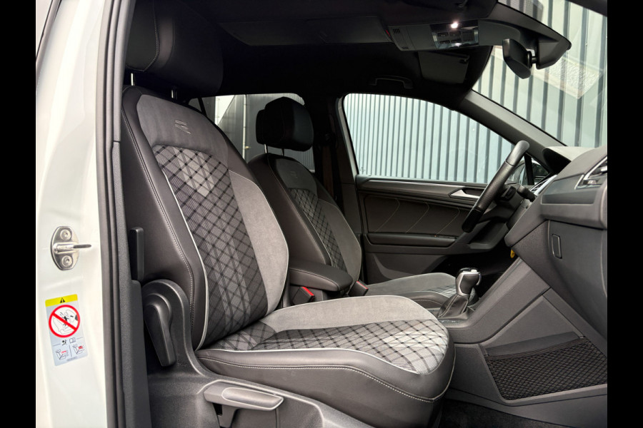Volkswagen Tiguan 1.5 TSI R-Line Business+ | Trekhaak wegkl. | Head Up | Side Assist | IQ Light | Elk. A-klep | Prijs Rijklaar!!