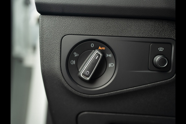 Volkswagen Tiguan 1.5 TSI R-Line Business+ | Trekhaak wegkl. | Head Up | Side Assist | IQ Light | Elk. A-klep | Prijs Rijklaar!!
