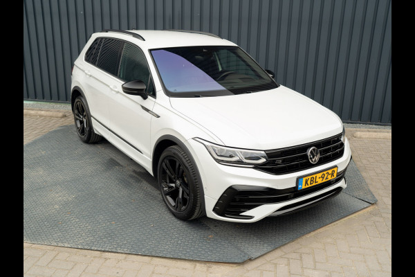 Volkswagen Tiguan 1.5 TSI R-Line Business+ | Trekhaak wegkl. | Head Up | Side Assist | IQ Light | Elk. A-klep | Prijs Rijklaar!!