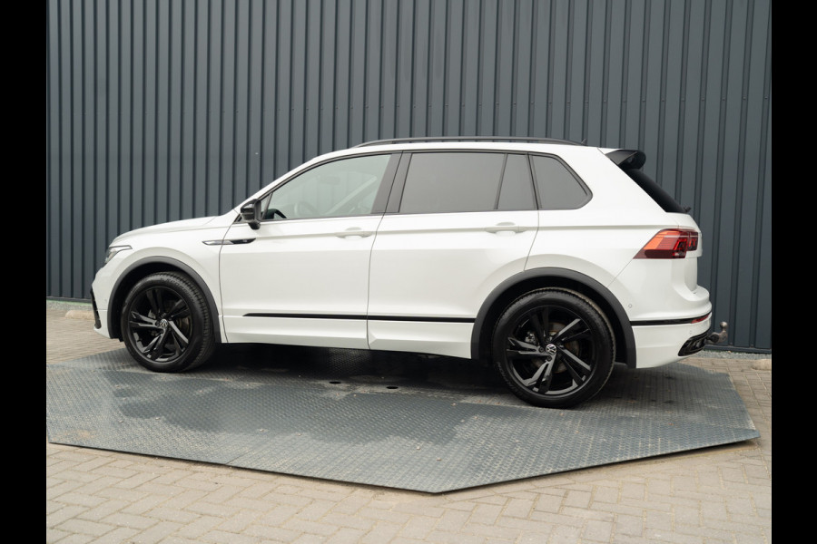 Volkswagen Tiguan 1.5 TSI R-Line Business+ | Trekhaak wegkl. | Head Up | Side Assist | IQ Light | Elk. A-klep | Prijs Rijklaar!!
