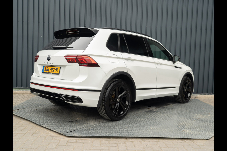 Volkswagen Tiguan 1.5 TSI R-Line Business+ | Trekhaak wegkl. | Head Up | Side Assist | IQ Light | Elk. A-klep | Prijs Rijklaar!!