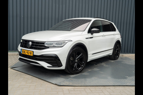 Volkswagen Tiguan 1.5 TSI R-Line Business+ | Trekhaak wegkl. | Head Up | Side Assist | IQ Light | Elk. A-klep | Prijs Rijklaar!!