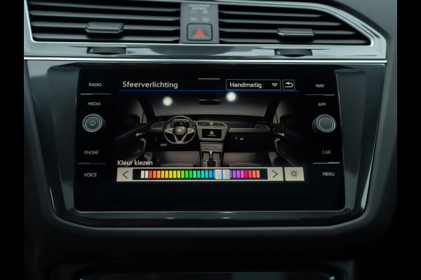 Volkswagen Tiguan 1.4 TSI eHybrid R-Line Business+ | Panodak | 360 Camera | Trekhaak wegkl. | Head Up | Prijs Rijklaar!!