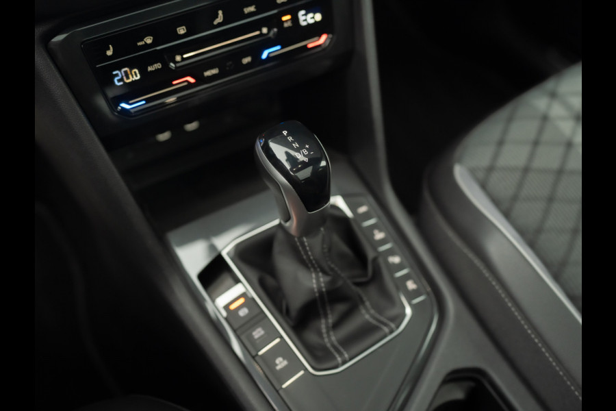 Volkswagen Tiguan 1.4 TSI eHybrid R-Line Business+ | Panodak | 360 Camera | Trekhaak wegkl. | Head Up | Prijs Rijklaar!!