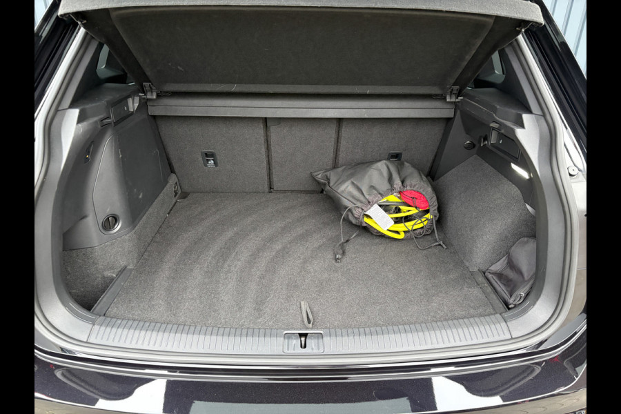 Volkswagen Tiguan 1.4 TSI eHybrid R-Line Business+ | Panodak | 360 Camera | Trekhaak wegkl. | Head Up | Prijs Rijklaar!!