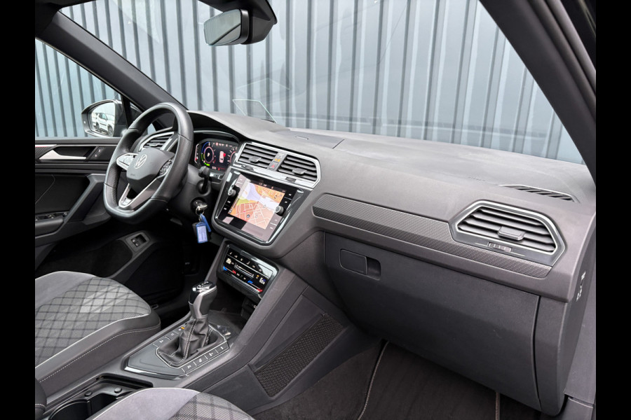 Volkswagen Tiguan 1.4 TSI eHybrid R-Line Business+ | Panodak | 360 Camera | Trekhaak wegkl. | Head Up | Prijs Rijklaar!!