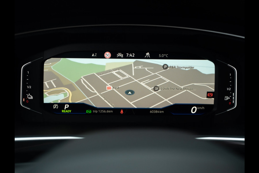 Volkswagen Tiguan 1.4 TSI eHybrid R-Line Business+ | Panodak | 360 Camera | Trekhaak wegkl. | Head Up | Prijs Rijklaar!!