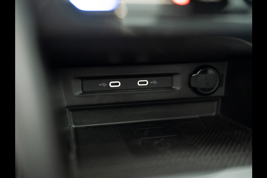 Volkswagen Tiguan 1.4 TSI eHybrid R-Line Business+ | Panodak | 360 Camera | Trekhaak wegkl. | Head Up | Prijs Rijklaar!!