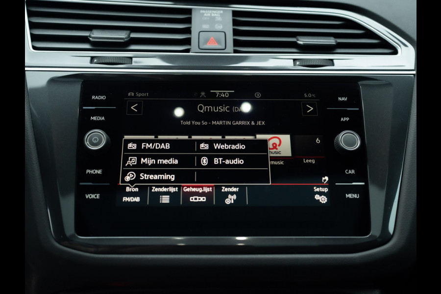 Volkswagen Tiguan 1.4 TSI eHybrid R-Line Business+ | Panodak | 360 Camera | Trekhaak wegkl. | Head Up | Prijs Rijklaar!!